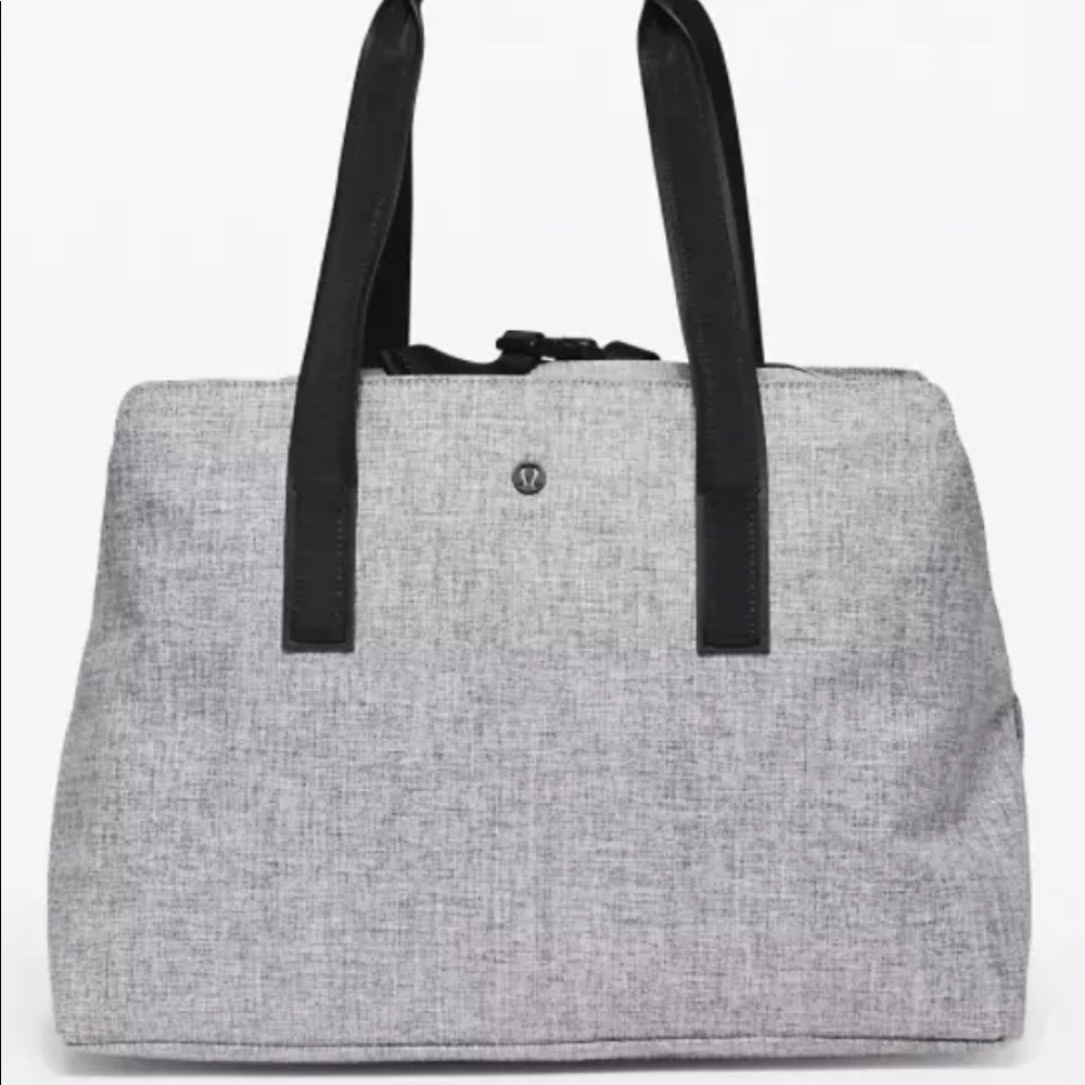 Lululemon Go Getter Bag 25L Duffle NWOT